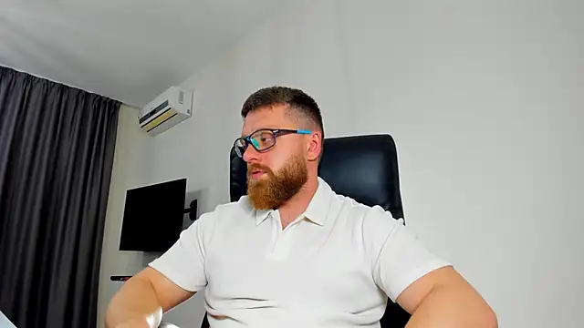 Findom guy online show from May 4, 2026, 5:20 pm