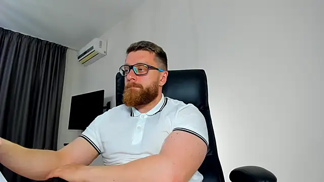 Findom guy online show from May 6, 2026, 4:56 pm