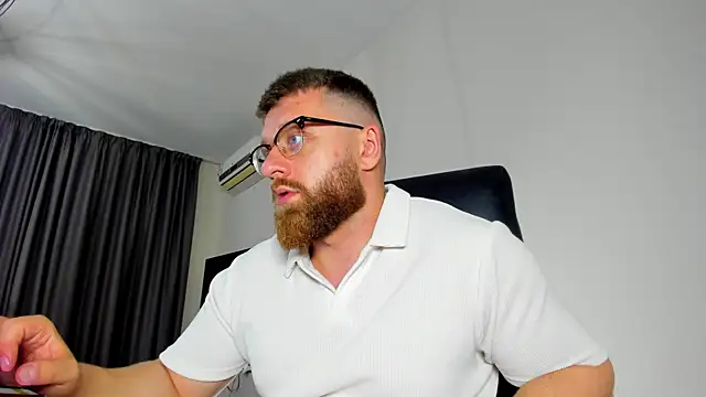 Findom guy online show from May 19, 2026, 5:41 pm