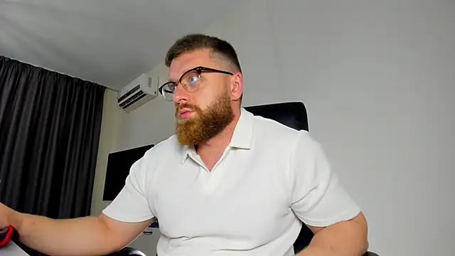 Findom guy online show from May 24, 2026, 4:34 pm