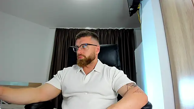 Findom guy online show from June 11, 2026, 10:24 am