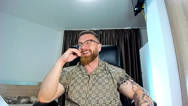 Findom guy online show from June 18, 2026, 4:22 pm