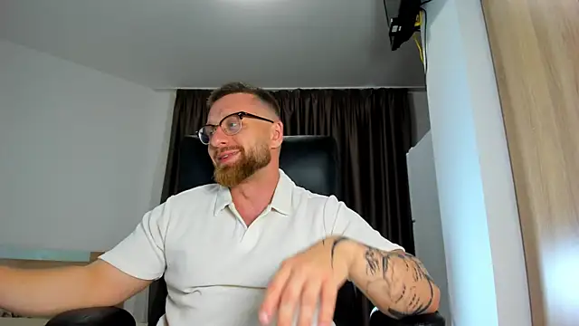 Findom guy online show from June 20, 2026, 5:27 pm