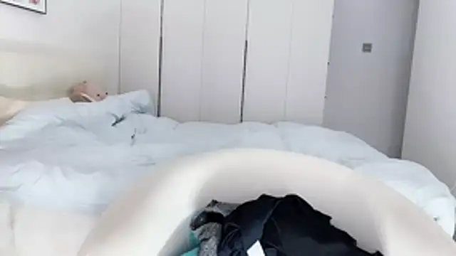 Snapshot of MIa59 chatting on December 2, 2025, 1:11 am MIa59 online show from December 2, 2025, 1:11 am