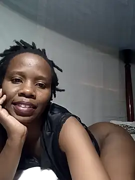 Queentesi online show from March 18, 2025, 11:19 am