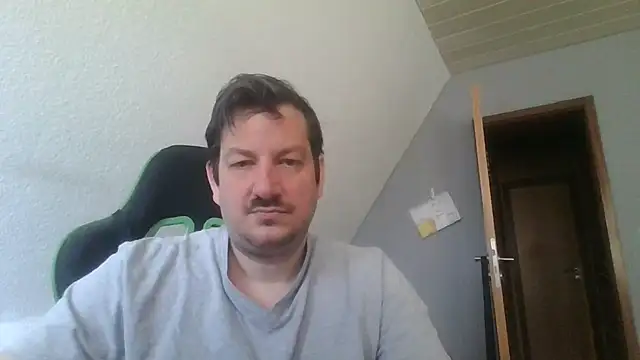 Golffahrer1982 online show from June 15, 2026, 9:44 am