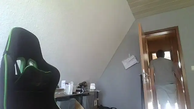 Golffahrer1982 online show from June 20, 2026, 7:55 am
