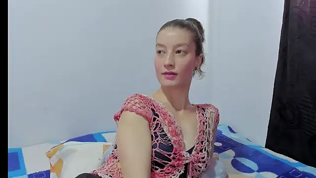 Snapshot of MiiaVolkova chatting on November 24, 2025, 5:34 pm MiiaVolkova online show from November 24, 2025, 5:34 pm