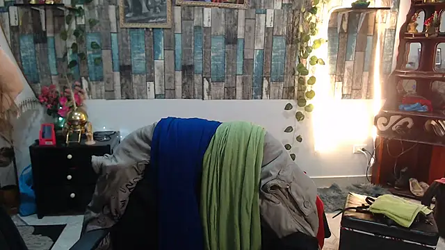 KarimaSarabe online show from October 2, 2025, 9:55 pm