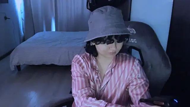 MiraiiTae online show from January 13, 2025, 10:58 am