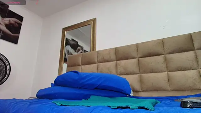  sex mia online show from January 22, 2025, 7:13 pm
