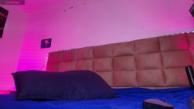  sex mia online show from September 26, 2025, 7:18 pm