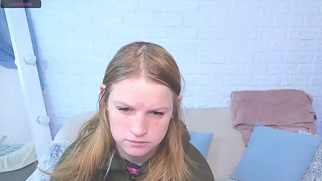Kathlyn  Heath online show from December 13, 2024, 8:41 am