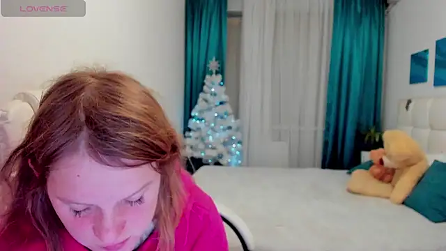 Kathlyn  Heath online show from December 30, 2024, 9:29 pm