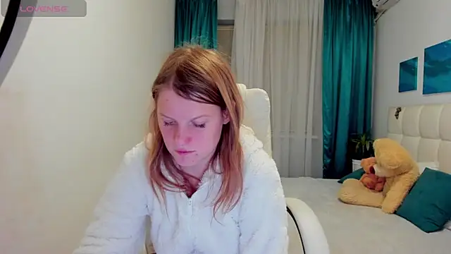 Kathlyn  Heath online show from December 31, 2024, 12:32 am