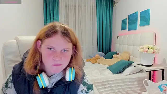Snapshot of Kathlyn__Heath chatting on October 18, 2025, 4:52 pm Kathlyn  Heath online show from October 18, 2025, 4:52 pm
