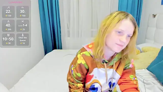 Kathlyn  Heath online show from November 15, 2025, 7:54 pm