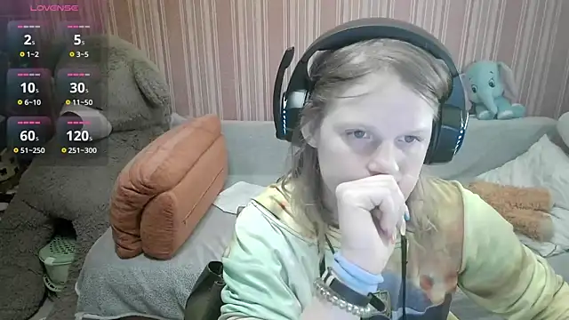 Kathlyn  Heath online show from May 18, 2026, 5:41 pm