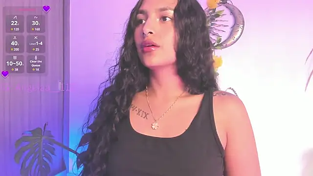 Snapshot of Anngel_1 chatting on December 8, 2024, 7:32 pm Anngel 1 online show from December 8, 2024, 7:32 pm