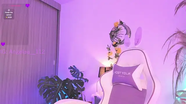 Snapshot of Anngel_1 chatting on December 12, 2024, 9:58 pm Anngel 1 online show from December 12, 2024, 9:58 pm