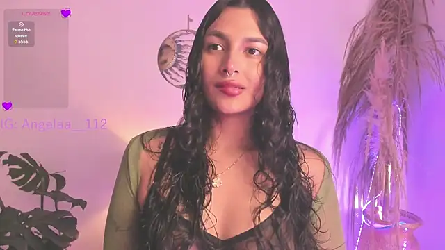 Snapshot of Anngel_1 chatting on January 15, 2025, 10:02 pm Anngel 1 online show from January 15, 2025, 10:02 pm