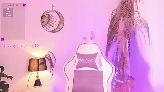 Snapshot of Anngel_1 chatting on January 23, 2025, 12:41 pm Anngel 1 online show from January 23, 2025, 12:41 pm