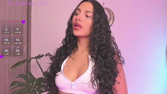 Snapshot of Anngel_1 chatting on February 18, 2025, 10:25 pm Anngel 1 online show from February 18, 2025, 10:25 pm