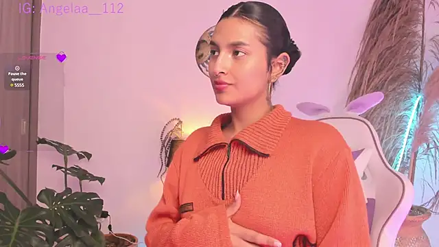 Snapshot of Anngel_1 chatting on March 17, 2025, 7:04 pm Anngel 1 online show from March 17, 2025, 7:04 pm