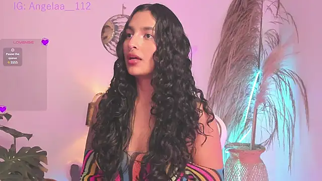 Snapshot of Anngel_1 chatting on March 18, 2025, 5:53 pm Anngel 1 online show from March 18, 2025, 5:53 pm