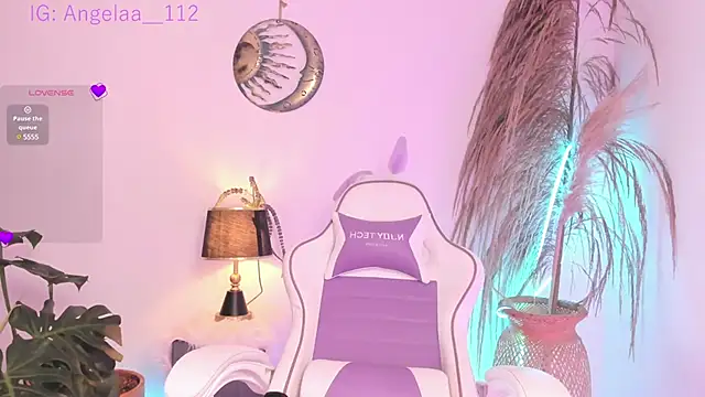 Snapshot of Anngel_1 chatting on March 22, 2025, 2:03 pm Anngel 1 online show from March 22, 2025, 2:03 pm