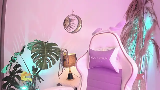 Snapshot of Anngel_1 chatting on September 9, 2025, 3:11 pm Anngel 1 online show from September 9, 2025, 3:11 pm