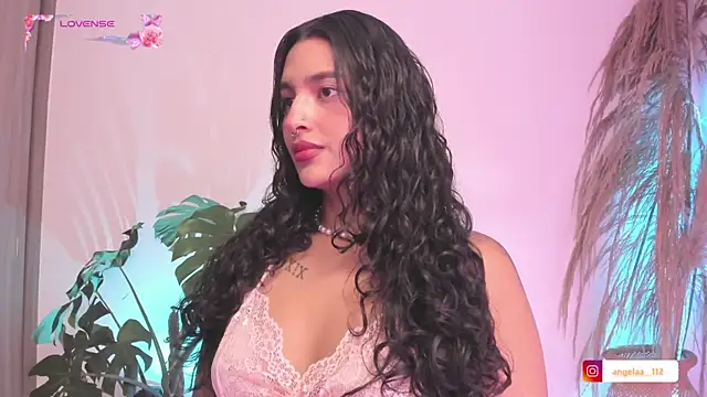 Snapshot of Anngel_1 chatting on September 22, 2025, 3:36 pm Anngel 1 online show from September 22, 2025, 3:36 pm