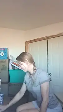 Snapshot of cammyquart chatting on March 8, 2026, 11:19 pm cammyquart online show from March 8, 2026, 11:19 pm