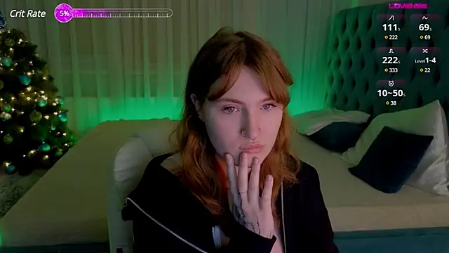 Snapshot of _Chlo__e chatting on December 19, 2024, 10:00 pm Chlo e online show from December 19, 2024, 10:00 pm