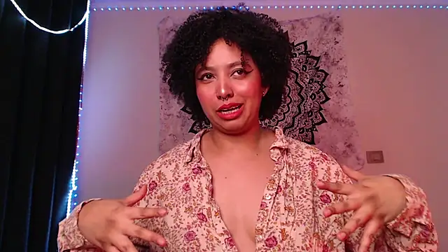 michell bling1 online show from December 15, 2024, 6:29 am