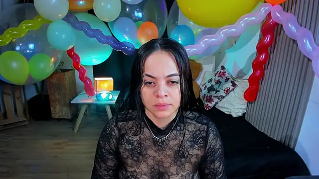 Cuttiealice online show from January 10, 2025, 12:15 pm