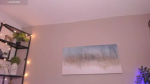 Briana Wells  online show from February 17, 2026, 12:45 pm