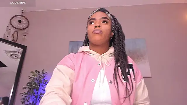 Briana Wells  online show from February 26, 2026, 1:21 pm