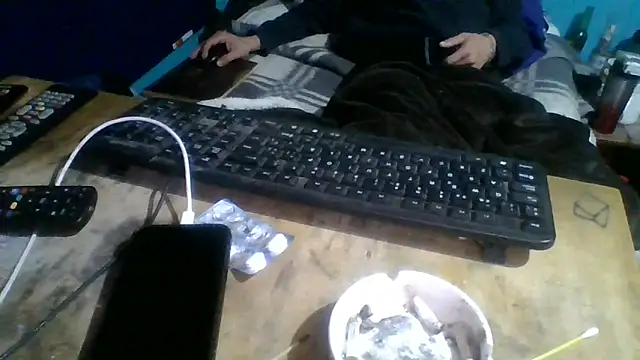 malekon76 online show from May 29, 2026, 2:48 pm