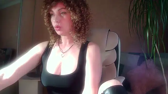 Roxolana Drim online show from April 26, 2026, 10:02 am