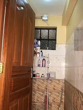 Snapshot of Bootieshake chatting on January 20, 2025, 12:04 am Bootieshake online show from January 20, 2025, 12:04 am