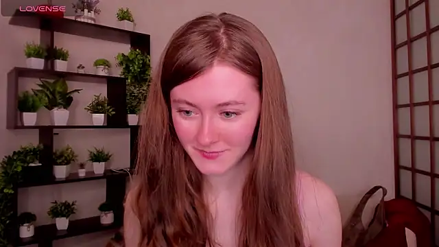 Snapshot of KateCuddle chatting on April 9, 2026, 2:33 am KateCuddle online show from April 9, 2026, 2:33 am