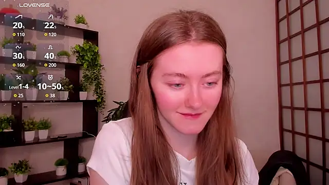Snapshot of KateCuddle chatting on May 6, 2026, 2:08 am KateCuddle online show from May 6, 2026, 2:08 am