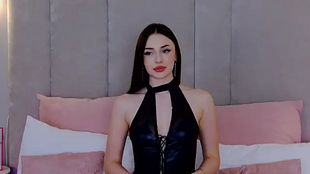 Snapshot of Betty_Bridge chatting on January 28, 2025, 12:00 pm Betty Bridge online show from January 28, 2025, 12:00 pm