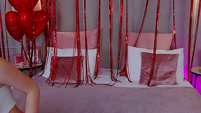 Snapshot of Betty_Bridge chatting on February 11, 2025, 6:08 am Betty Bridge online show from February 11, 2025, 6:08 am