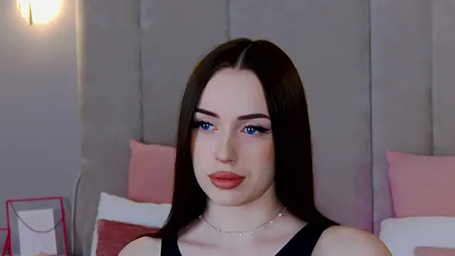 Snapshot of Betty_Bridge chatting on March 10, 2025, 5:43 am Betty Bridge online show from March 10, 2025, 5:43 am