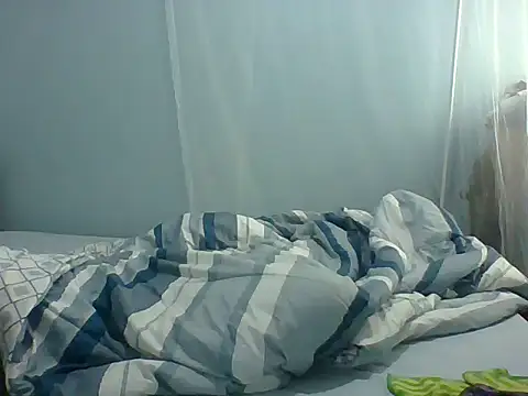 Snapshot of Eminent_Ride chatting on October 19, 2025, 10:49 am Eminent Ride online show from October 19, 2025, 10:49 am