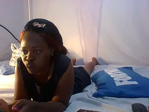 Snapshot of Eminent_Ride chatting on October 28, 2025, 9:39 pm Eminent Ride online show from October 28, 2025, 9:39 pm