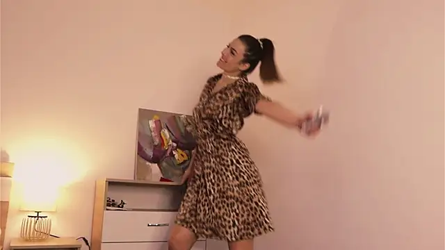 Snapshot of Misslullu chatting on March 19, 2025, 5:28 pm Misslullu online show from March 19, 2025, 5:28 pm