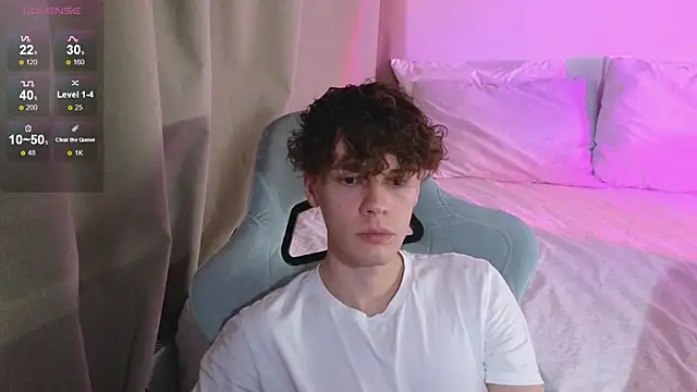 Snapshot of cute_thomas chatting on May 4, 2026, 8:16 pm cute thomas online show from May 4, 2026, 8:16 pm